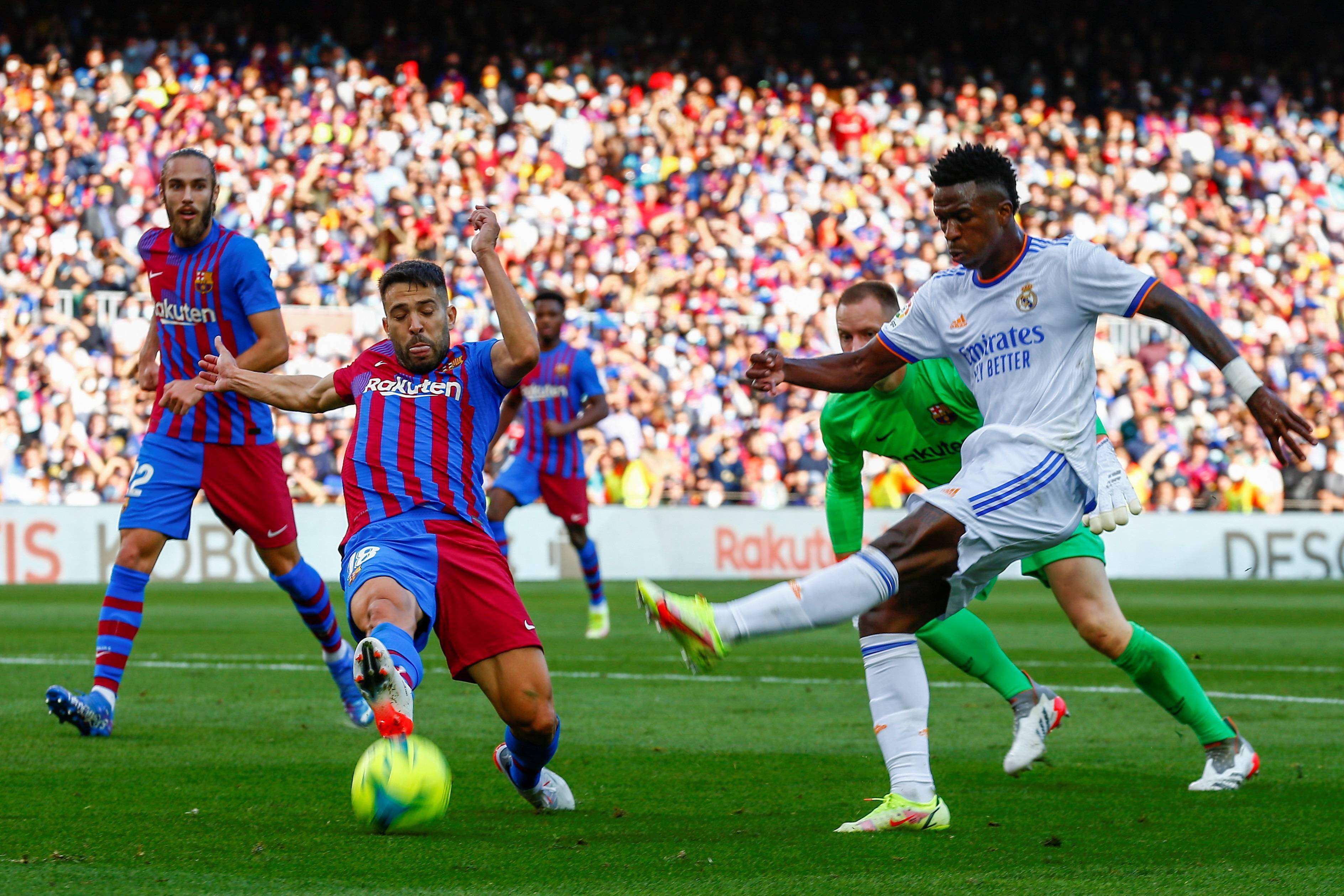 切尔西带队取胜！，穆古鲁扎重要时刻出色防守引发球迷热议的简单介绍